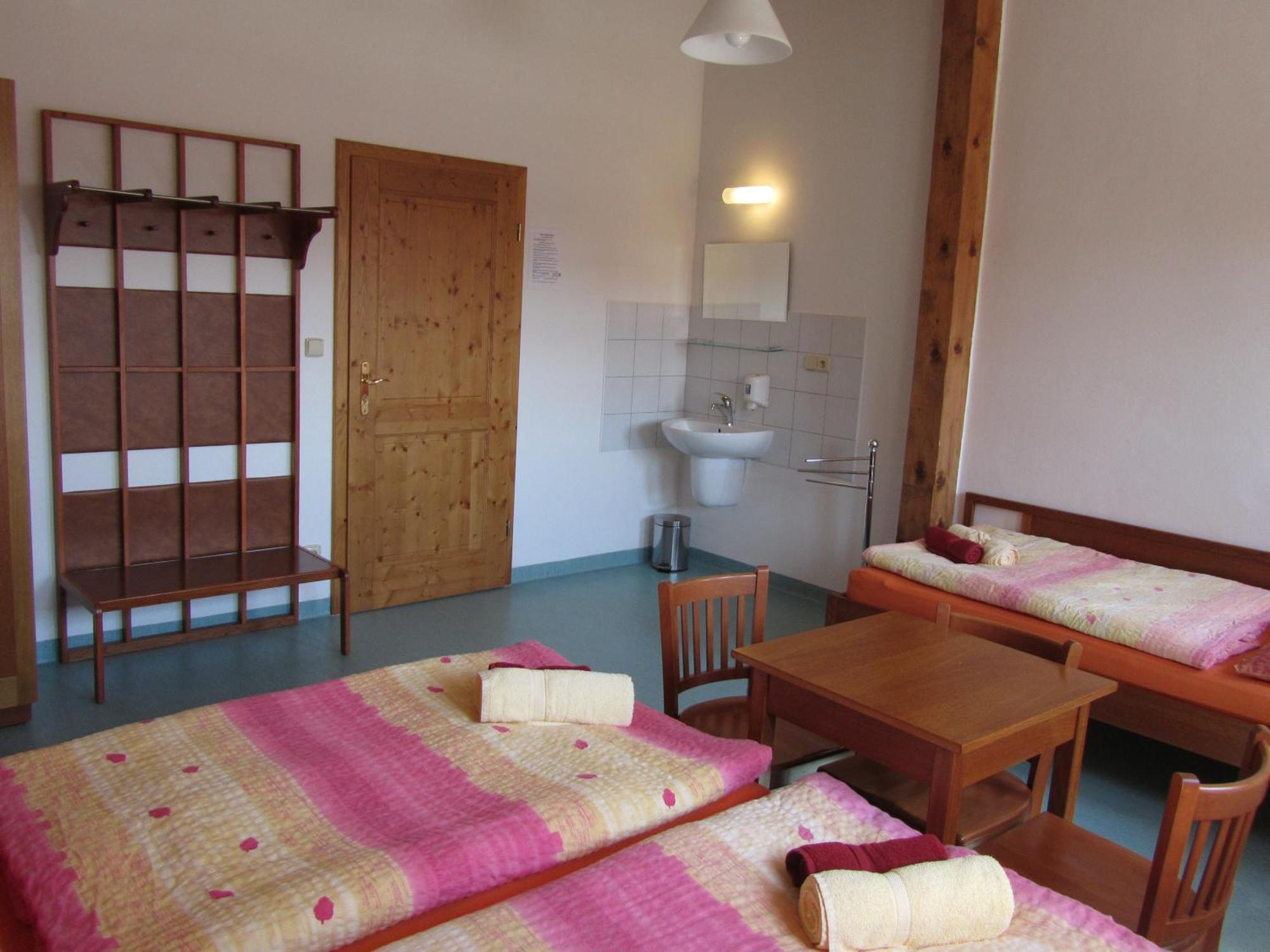 Hotelový a jezdecký areál Dvůr Krutěnice Habitación foto