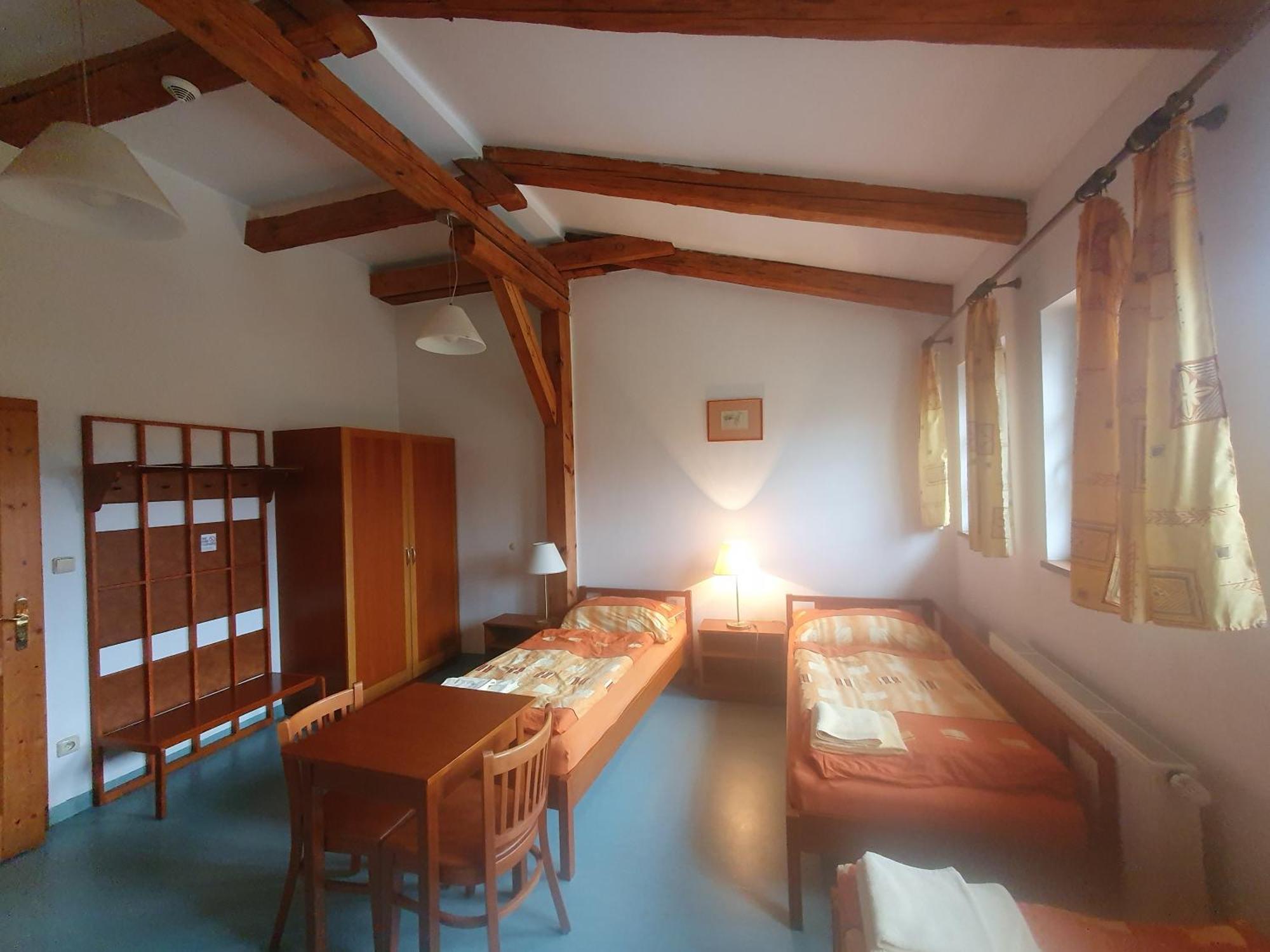 Hotelový a jezdecký areál Dvůr Krutěnice Exterior foto