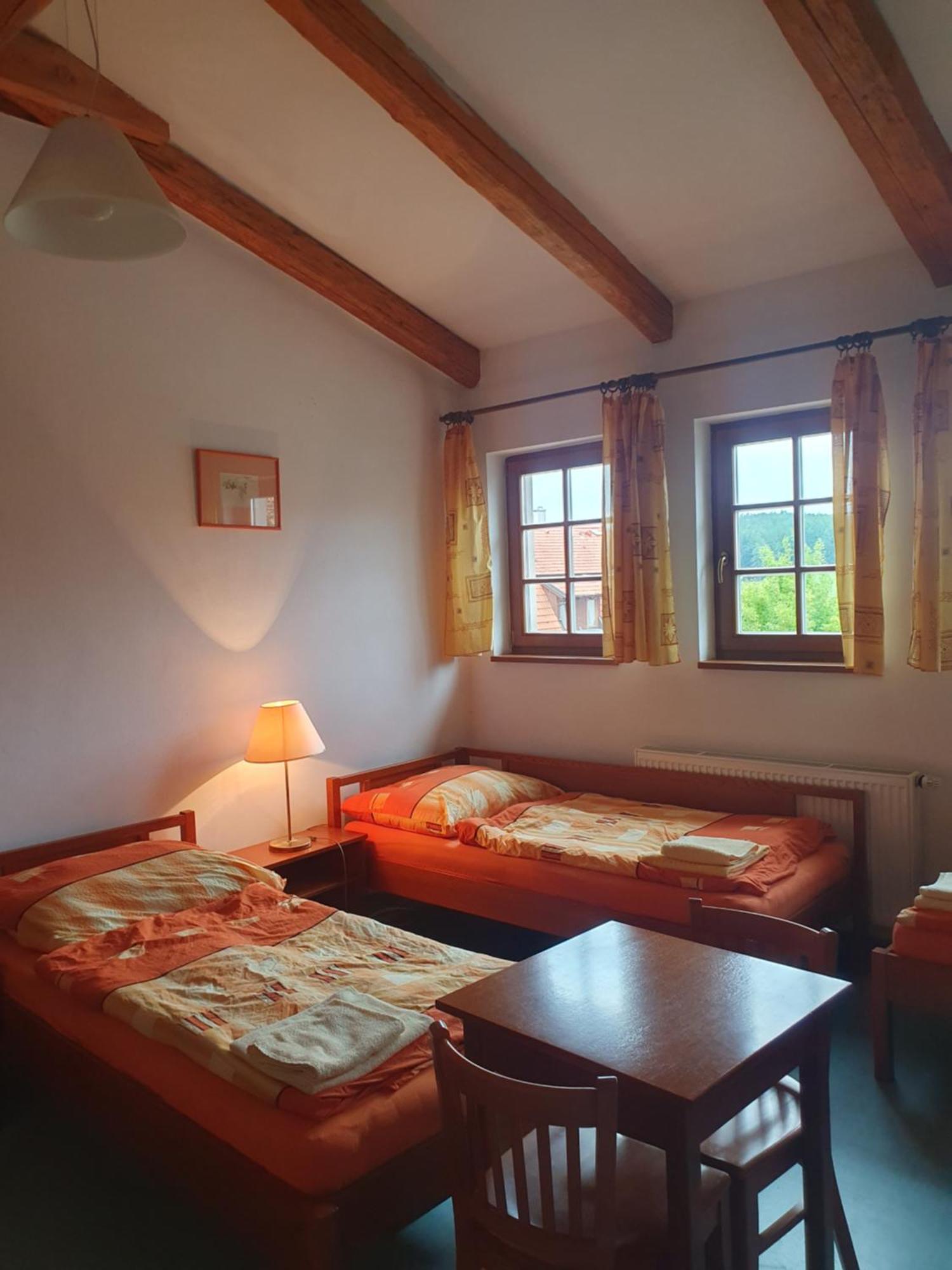 Hotelový a jezdecký areál Dvůr Krutěnice Exterior foto